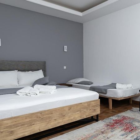Hotel Denis Prizren Exteriér fotografie